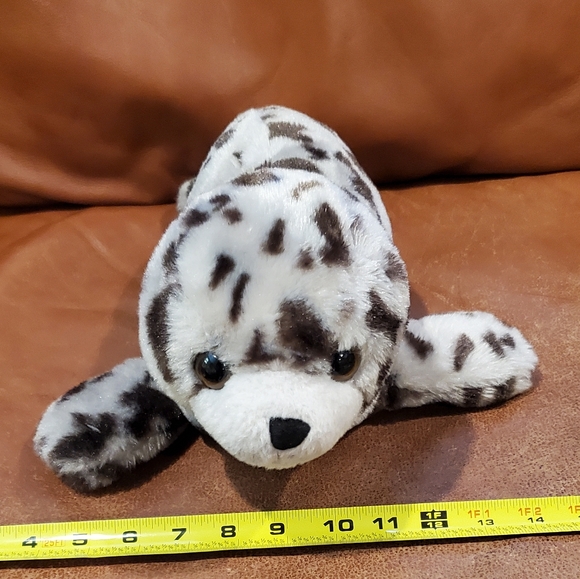 18 inch Wild Republic Gray Spotted Harbor Seal - Picture 9 of 9